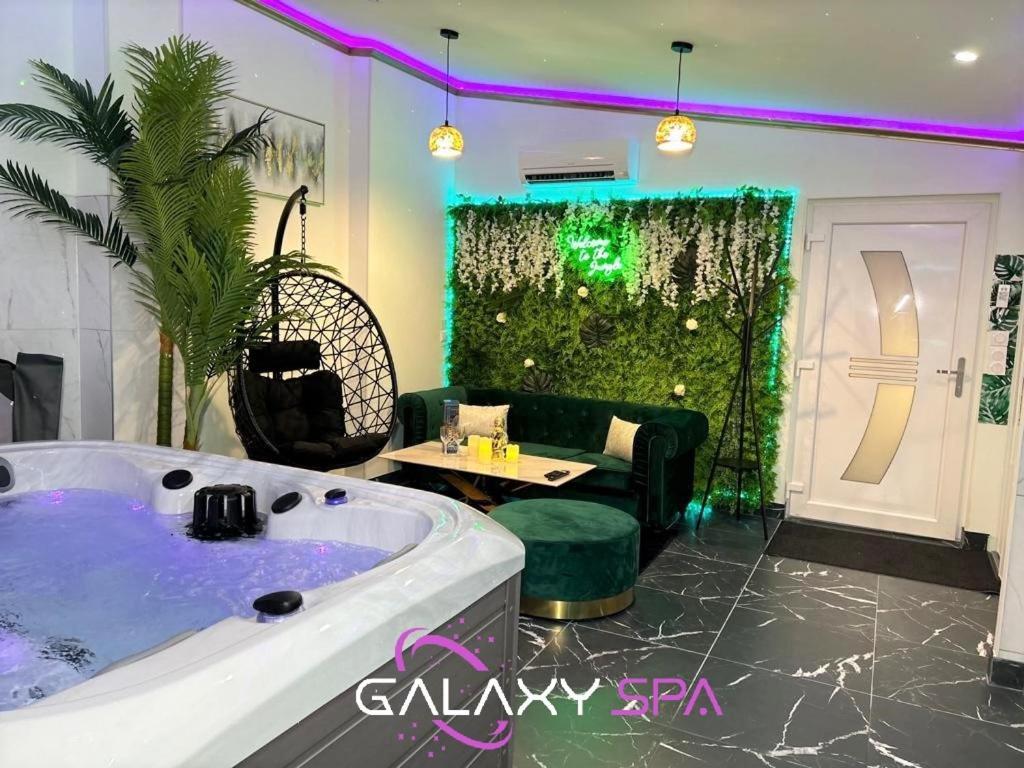Galaxy Spa - Suite Jupiter Jacuzzi Privatif Champigneulles Kültér fotó